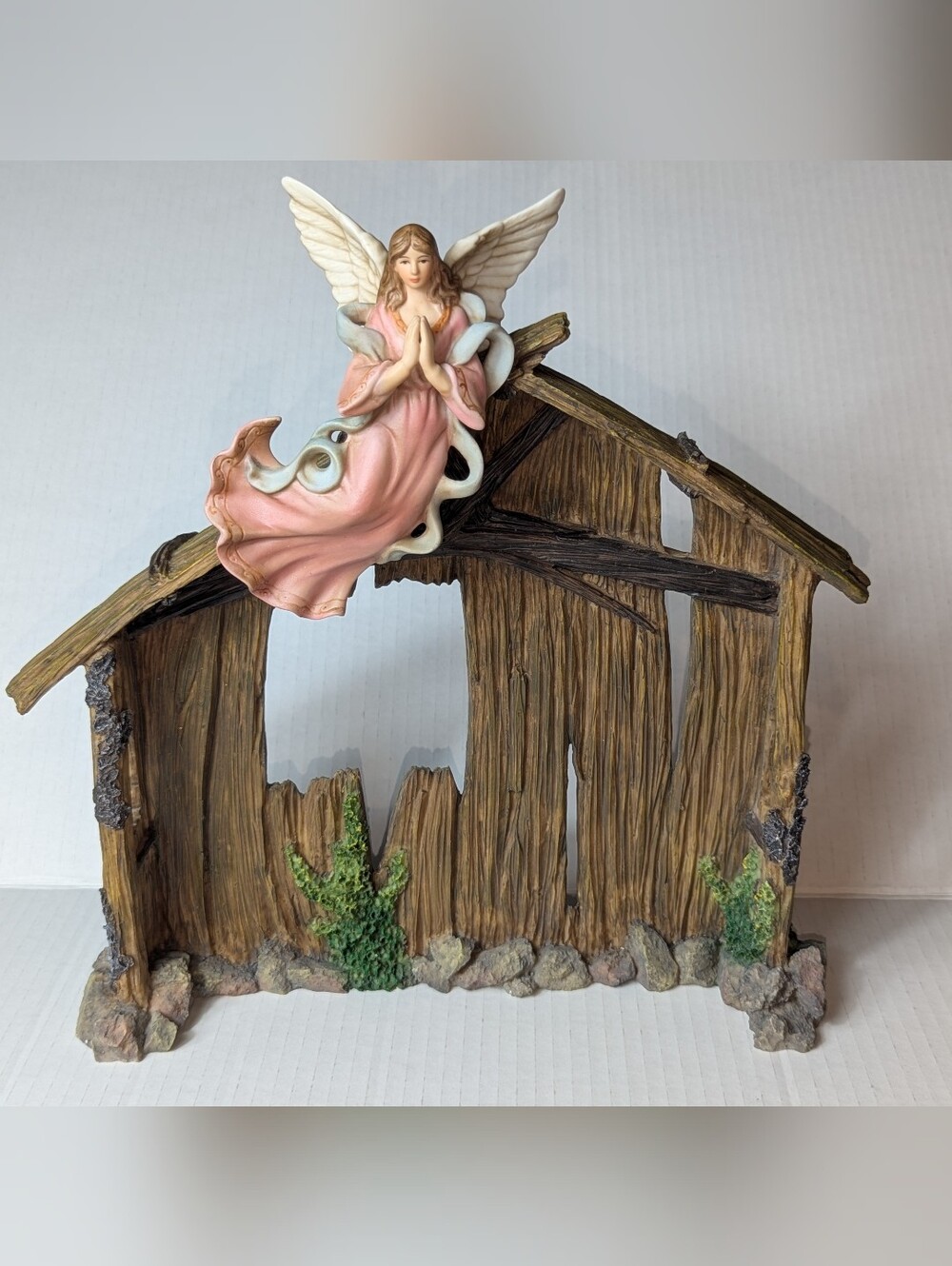 Royal Doulton Holiday Traditions Classic Nativity Creche Stable Angel